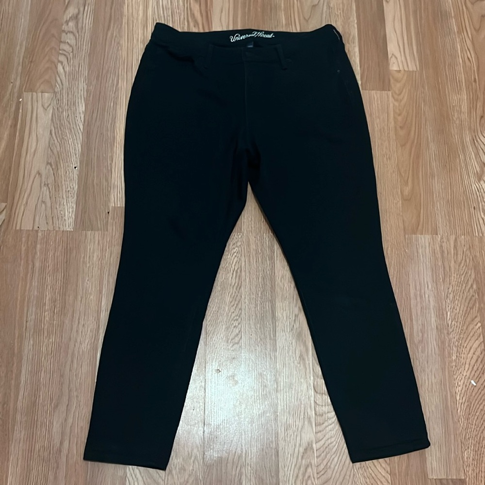 Universal Thread Black Mid Rise Curvy Skinny Jeans Sz 12/31S